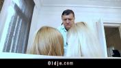 Video sex hot Fat old man rimmed and sucked by two blonde teens high quality - TubeXxvideo.Com