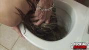 Watch video sex 2020 Blondie takes a facial in the toilet