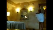 Video sex hot Hermosa dama mostrandose desnuda frente al servicio del hotel Mp4 - TubeXxvideo.Com