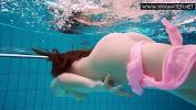 Download video sex hot Liza Bubarek enjoys swimming of free