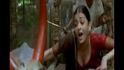 Free download video sex 2020 Aishwarya Rai boobs cleavage show in guru song Mp4 online