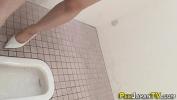 Video sex hot Japanese skanks urinating HD in TubeXxvideo.Com