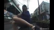 Video sex 幹線道路でオナニーしていっちゃってます変態人妻の野外羞恥プレイ！ Mp4 online