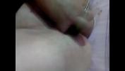 Download video sex hot ESTA HERMOSA PUTA SE METE UN PEPINO POR LA COLA Mp4