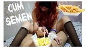 Video sex TRAILER Me encanta COMER Papas fritas con SEMEN y hacer FOOTJOB con medias online