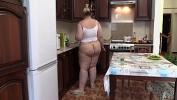 Video porn Hidden camera in the kitchen spies on a chubby girl in everyday life period BBW with a juicy PAWG without panties prepares a salad period Homemade fetish period fastest