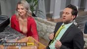 Video porn lpar Small Hands rpar Turns His Attention To lpar Emily Rights rpar Huge Tits Fucks Her Before Giving Her A Facial Brazzers HD