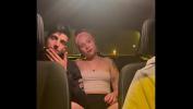 Video porn new amigos follando en un taxi al regresar de fiesta camara oculta amateur Mp4