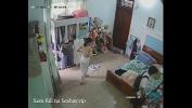 Download video sex new Bo me vang nha 2 chi em chich nhau online high quality